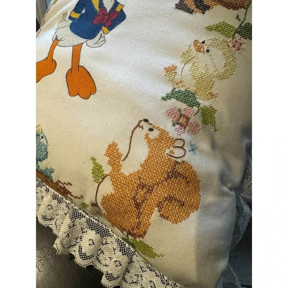 Vintage Donald‎ Duck Handmade Animal Stitches Pillow With Lace Trim 1988 15